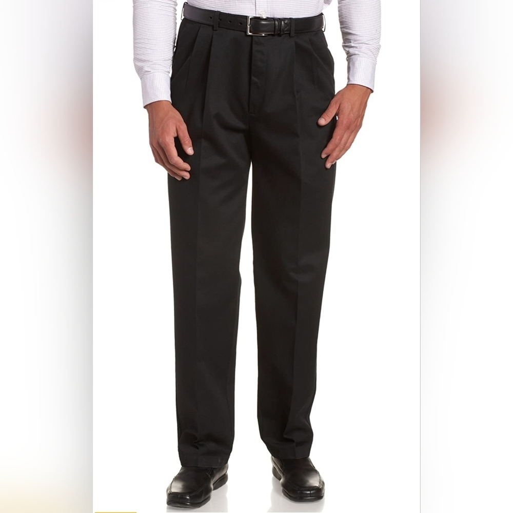 Haggar Work to Weekend Pleated Pants